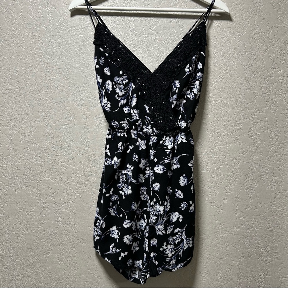 Ambiance Spaghetti Strap Romper Black and White Floral - L